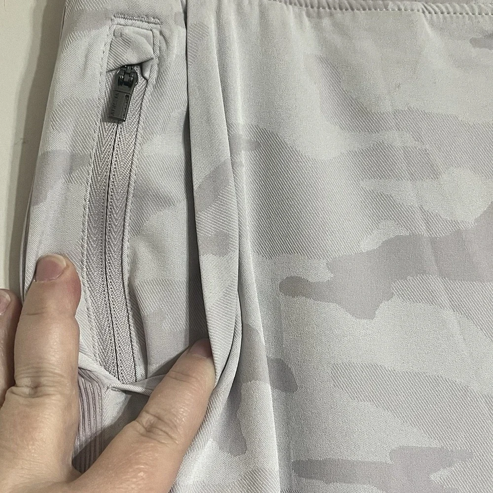 Athleta Brooklyn Textured Jogger Pants Light Purple Camo Camouflage Size 8 - Picture 3 of 10